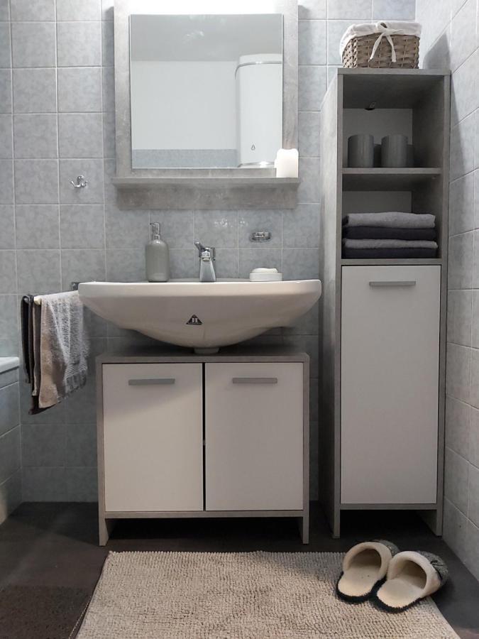 Korlape Apartman 4.2 Волфсберг Екстериор снимка